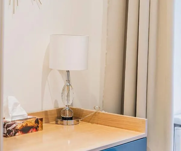 Zeus Design - Reumannplatz Apartment Wien